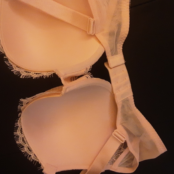 NWOT RHINESTONE 38C BRA - Picture 4 of 5